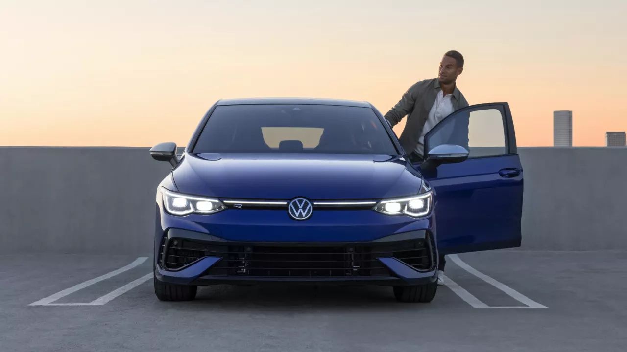 Vw golf r 2024 1 1734391956096